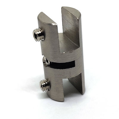 ชั้นวางอุปกรณ์ฮาร์ดแวร์ แผงแสดงผลแบบมีหมุด ขาตั้งพื้นโลหะ อุปกรณ์ติดตั้ง ระบบแขวนภาพด้วยสายเคเบิลบนเพดาน