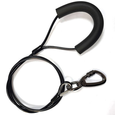 PVC ปกแต่ง Tie-Out กลางแจ้งสแตนเลส Core สแตนเลสสายสอง Hook สําหรับสุนัข