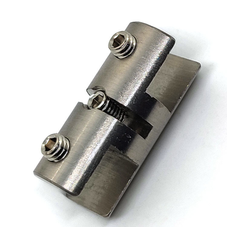 ชั้นวางอุปกรณ์ฮาร์ดแวร์ แผงแสดงผลแบบมีหมุด ขาตั้งพื้นโลหะ อุปกรณ์ติดตั้ง ระบบแขวนภาพด้วยสายเคเบิลบนเพดาน